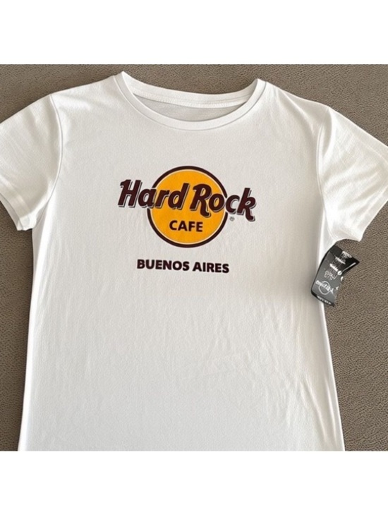 Hard Rock Cafe Tops - NWT Hard Rock Tee White Women’s Large Buenos Aires